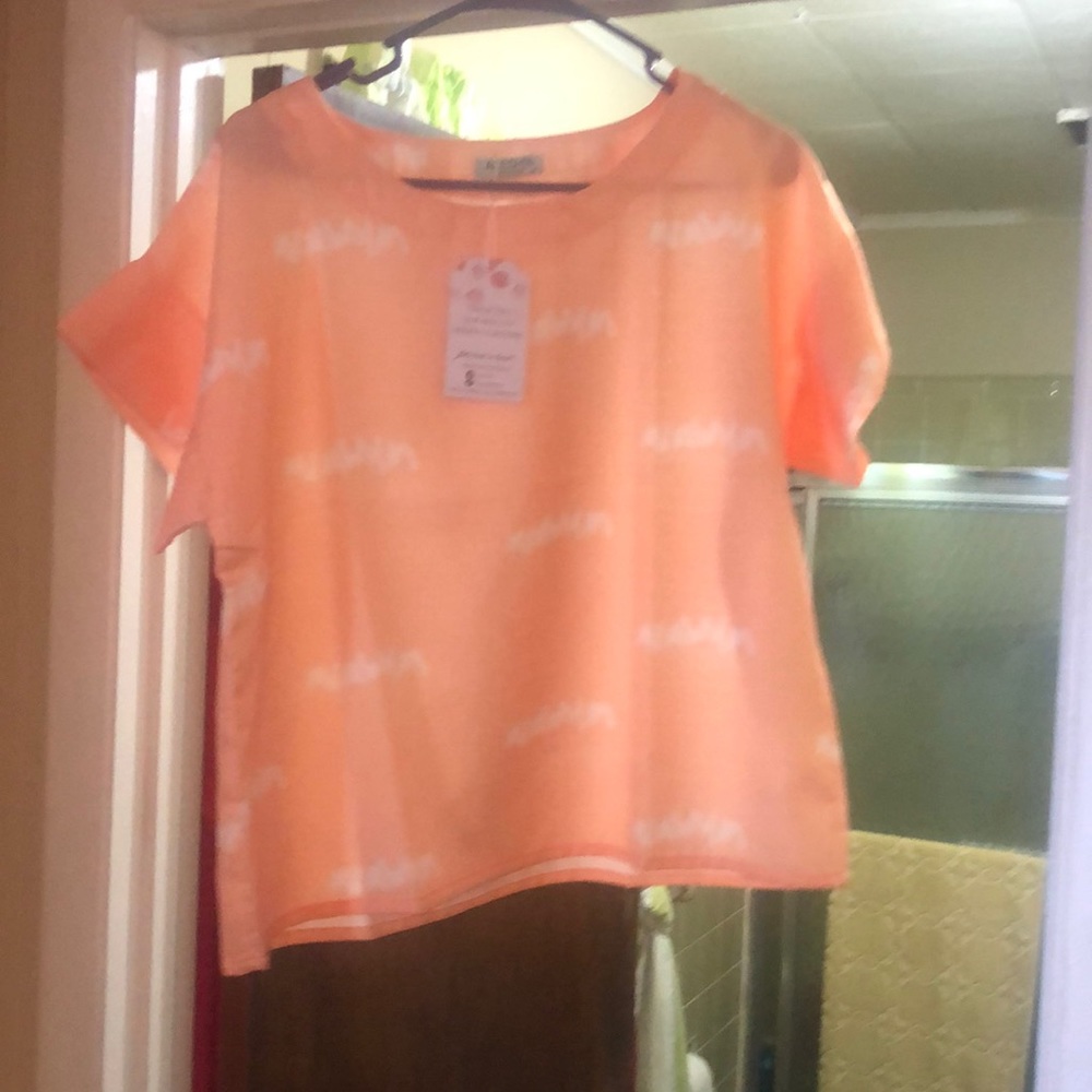 Short sleeve top!